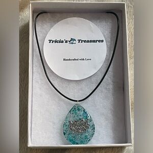 Mom Handcrafted Neckace
